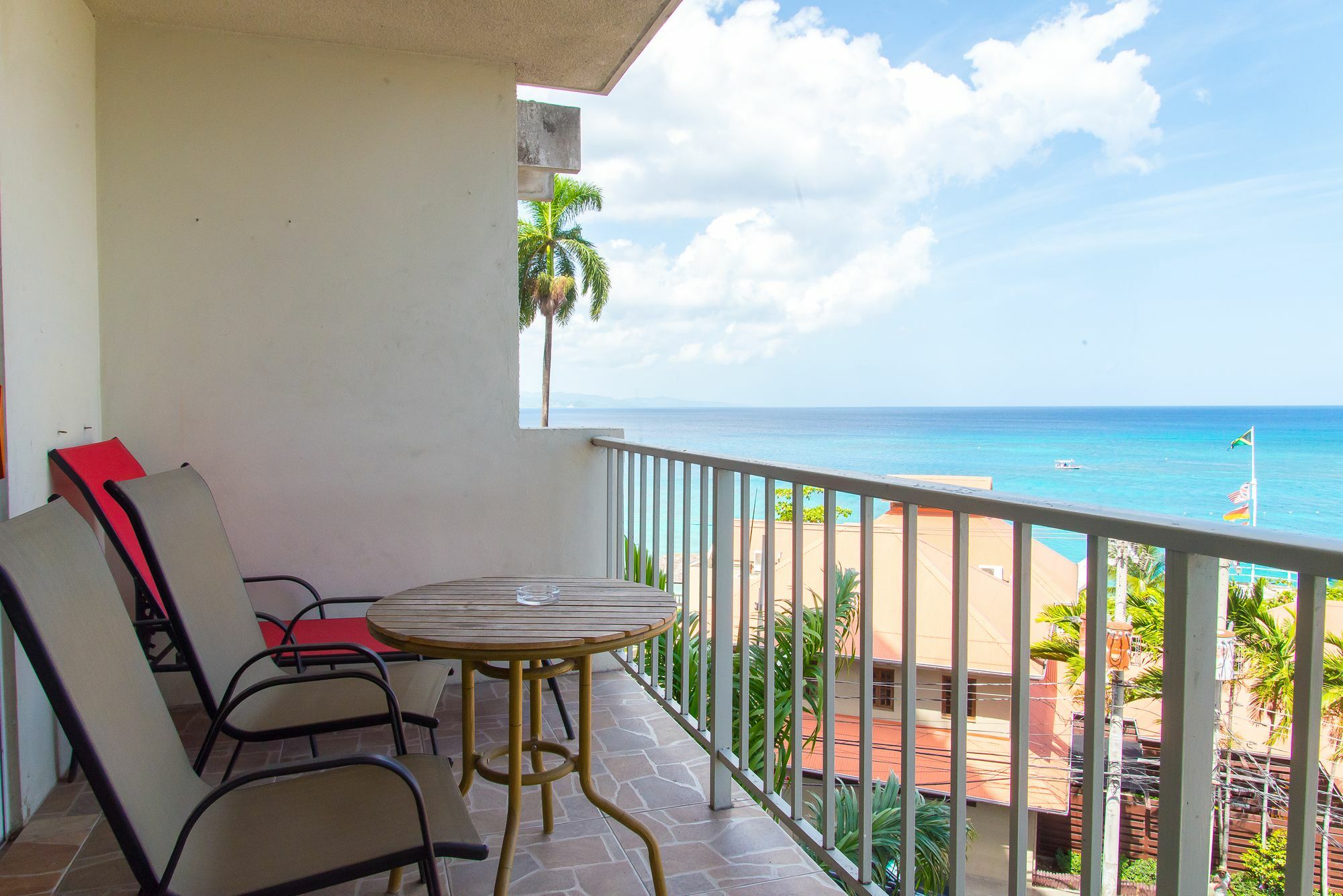Montego Bay Club Apartments Kültér fotó