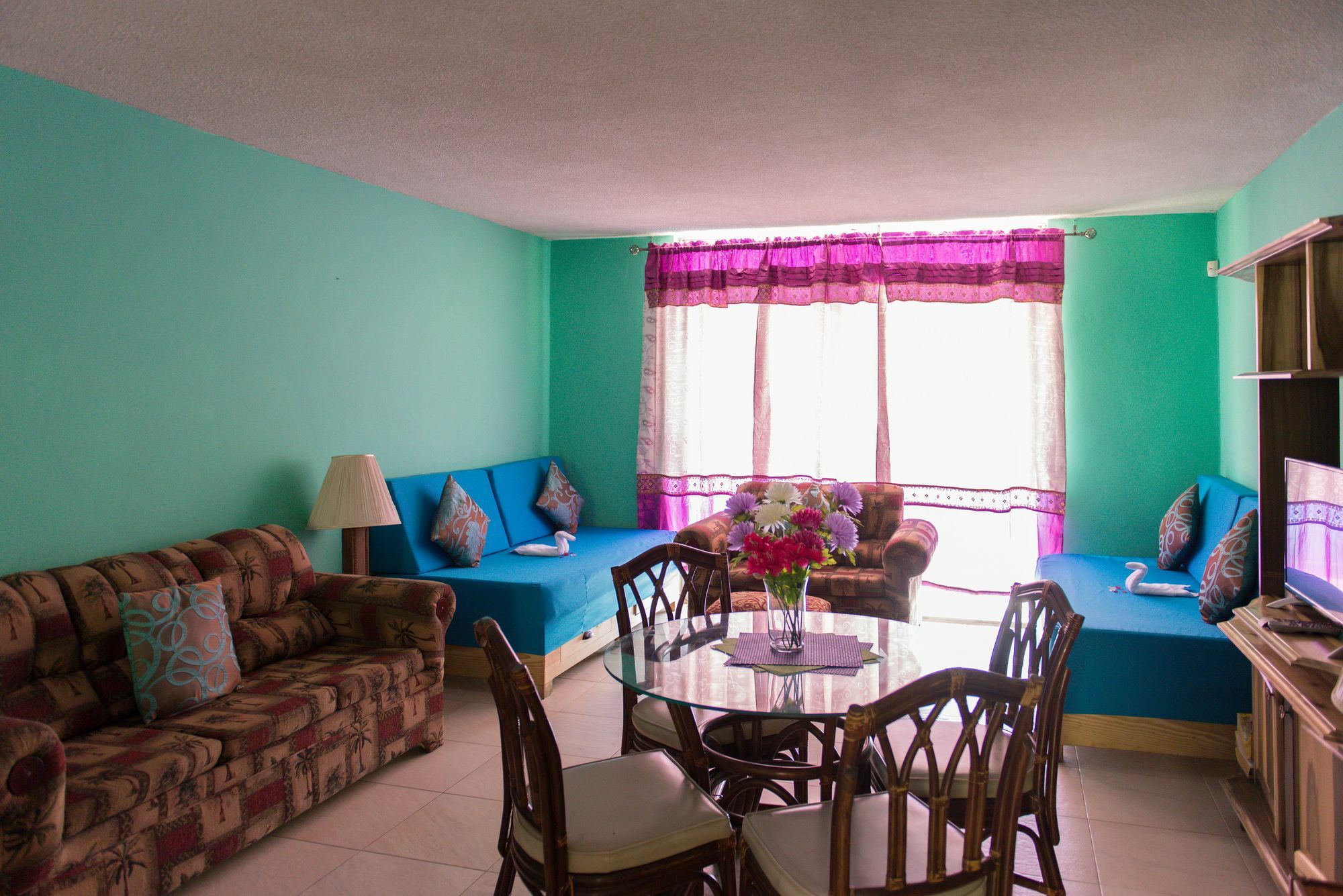 Montego Bay Club Apartments Kültér fotó